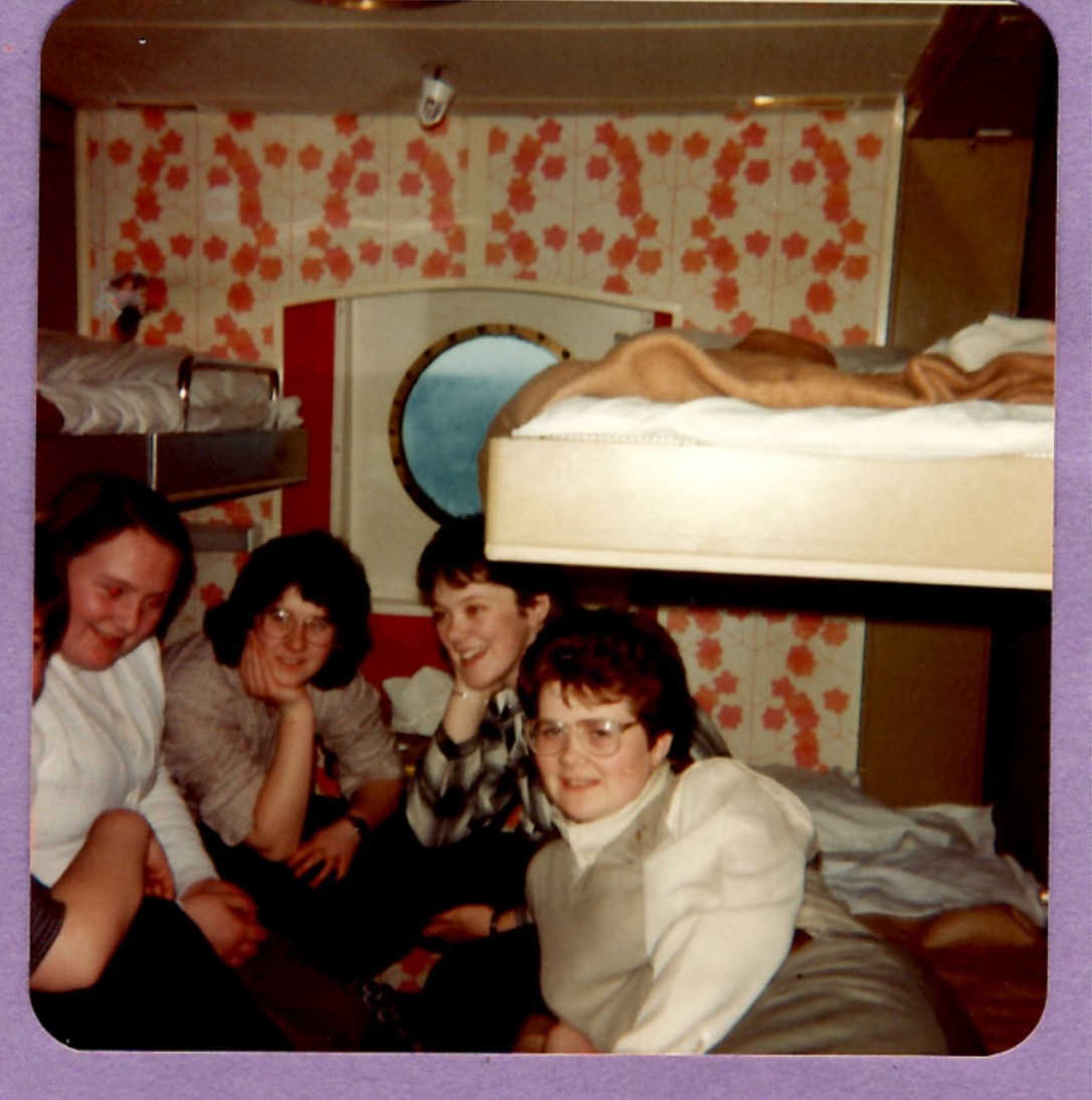 BE31E378-920B-4F48-99C7-CBF2A3CA0AF7