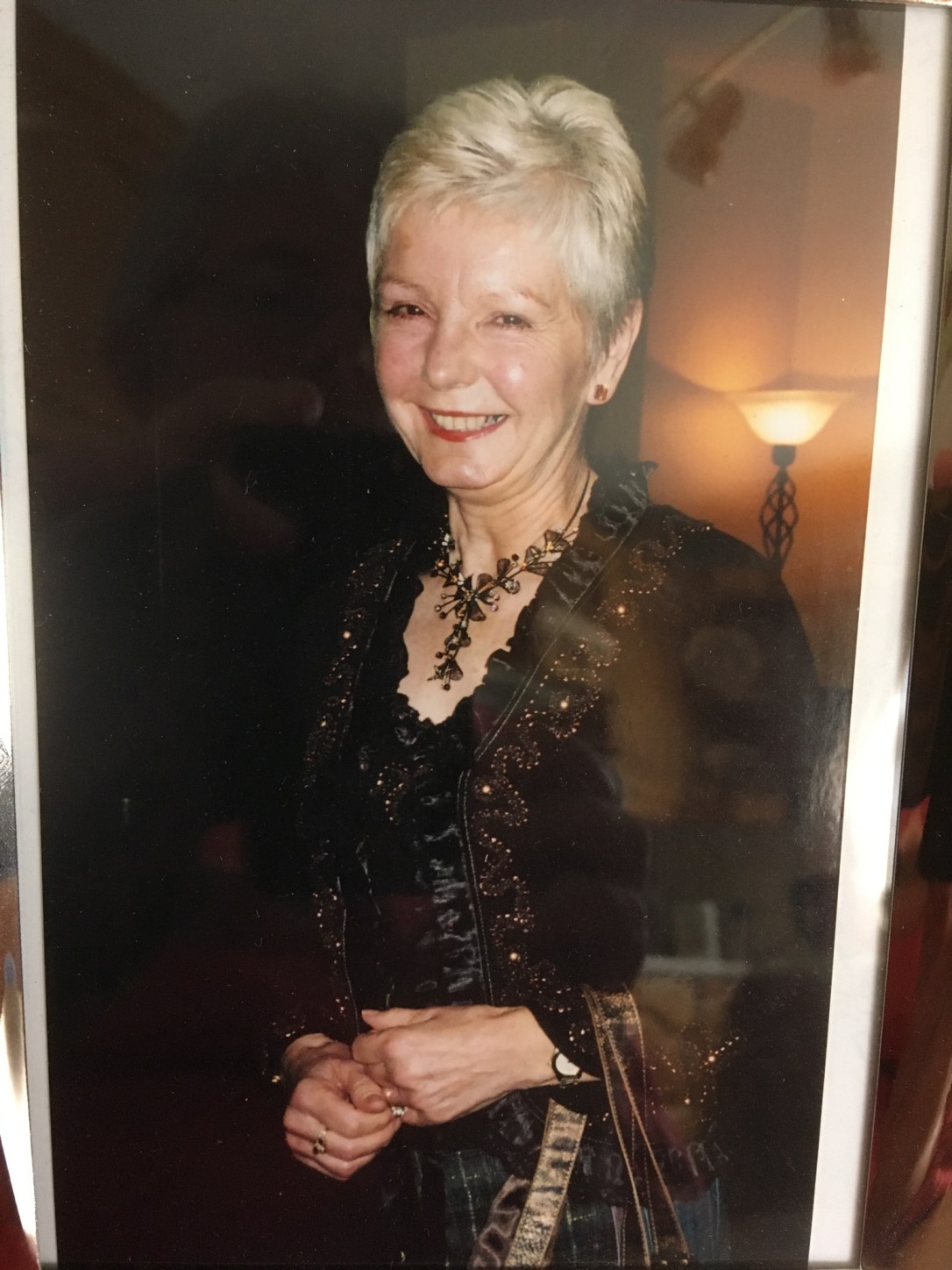 5DB1E1FF-A701-46F3-97A1-CBB901F6F6B2